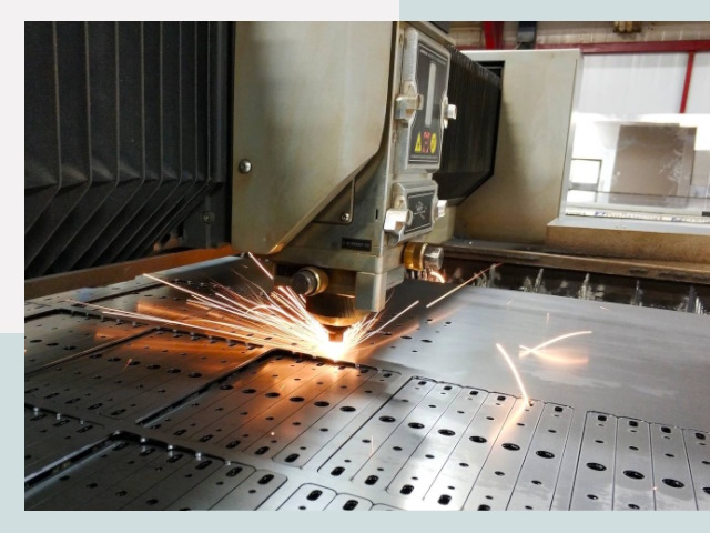 Лазерная резка металла в Урюпинске от 618 руб.